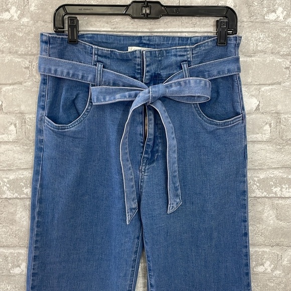 SJ STYLE High Rise Flare Jeans - Picture 2 of 5
